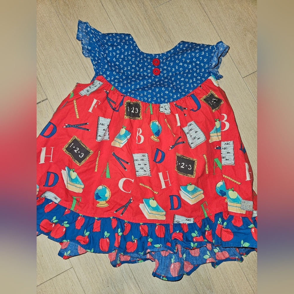 Eleanor rose school theme swing top sz 8-10